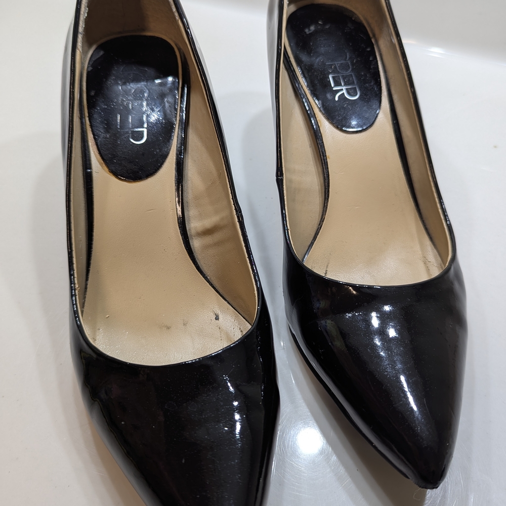 Black Patent Leather Women's Pumps